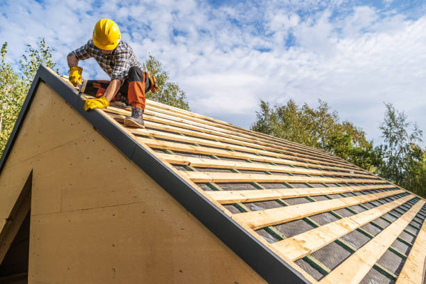 Best Roof Maintenance Services  in Sisters, OR